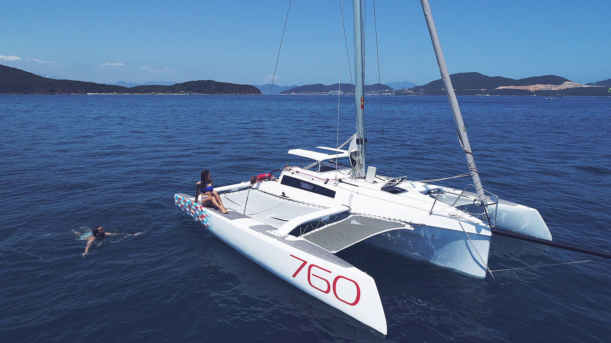 Corsair 760 sailing trimaran model photograph